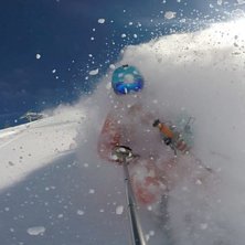 &Aring;kare: Johan Almroth.