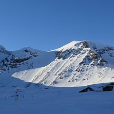 G&aacute;skkaschokka rakt ovanf&ouml;r forskningsstugorna, o. Foto: tryggve tir&eacute;n.