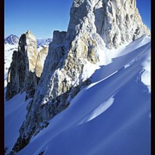Martin l&auml;gger en underbar lina fr&aring;n toppen av de. Foto: Martin Magnusson. &Aring;kare: Martin.