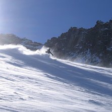 OK armarna i v&auml;dret, men shysst sn&ouml;!. Foto: Oscar Wahlund. &Aring;kare: Veronika Trlicik.