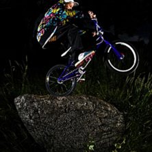 Tail Tap p&aring; en steN. Foto: Magnus Karlsson. &Aring;kare: Emil Jonsson.