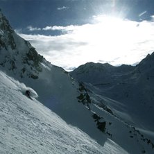 Foto: Johan Jonsson. &Aring;kare: Per Huss har sv&auml;ngt h&ouml;ger-v&auml;nster f&ouml;rut..