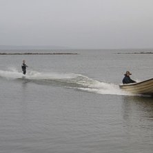Link&ouml;pings vattenskidklubbs lilla traddition;) &aring;. Foto: mats erikson. &Aring;kare: Gustaf Nordenhed.