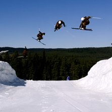 Dagen efter Nordic hoppade vi lite.. Foto: Nicke Jacobsson. &Aring;kare: Sebastian Del&eacute;r.