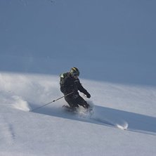 Suuuurfing i Hemsedal... . Foto: Jerker Bengtsson. &Aring;kare: Andreas Wiklund.
