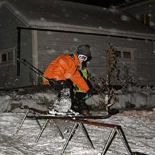 Dubbel railning hos Adam. Man ser lite av de andra. Foto: Ronny Wallberg. &Aring;kare: Adam Persson.