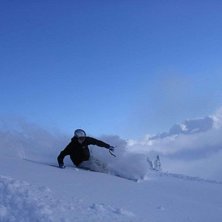 En av v&aring;ra f&ouml;rsta puder dagar i Whistler. Solen . Foto: Marcus Larsson. &Aring;kare: Fredrik Heribertson.