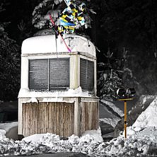 Daniel J&ouml;nsson

http://magnusphoto.nu/. Foto: Magnus. &Aring;kare: Karlsson.