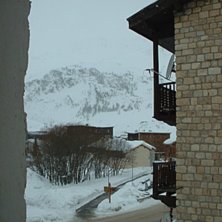 utsikten fr&aring;n v&aring;rt panorama f&ouml;nster i val d ise. Foto: jag.