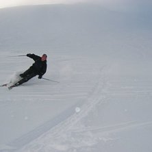 En g&ouml;tte dag p&aring; baksidan av &Aring;re-skutan.. Foto: Flu. &Aring;kare: Emil Liljert.