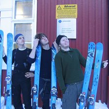 Pocket Rocket en av de b&auml;sta toppturs-skidorna i . Foto: Sara Widell. &Aring;kare: Oscar Wahlund, Jesper och Olle.
