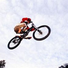 minihopp. Foto: Axel Adlerbert. &Aring;kare: Tobias Fantomen.