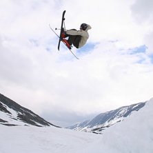 Cork 7 mute av maxi, han har itne tagit graben p&aring;. Foto: Joakim Croy. &Aring;kare: Maximiliam Smith (l&aring;ngt namn).