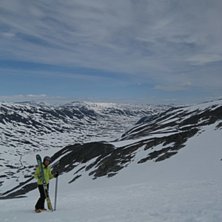 P&aring; v&auml;g uppf&ouml;r...f&ouml;r att hitta lite offpist.
D. Foto: Magnus Andreasson. &Aring;kare: Magnus o Lisa Andreasson.
