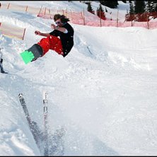 Resulterade i att jag landade 10 cm ifr&aring;n peppes . Foto: Omark. &Aring;kare: Rickard Croy, Peter Flodstr&ouml;m.
