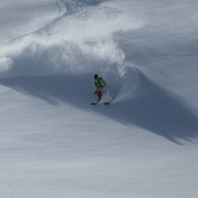 Efter en dump p&aring; en meter har man det ganska roli. Foto: Viktor Sundvall. &Aring;kare: Sebastian Westberg.