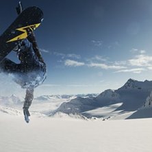 b&aring;de jag som tagit bakgrundsbilden och jag P&Aring; bi. Foto: Robert Grafstr&ouml;m. &Aring;kare: Robert Grafstr&ouml;m.