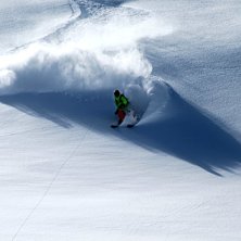 Som sagt en meter nysn&ouml;.. Helt galen dag! Mer bil. Foto: Viktor Sundvall. &Aring;kare: Sebastian Westberg.