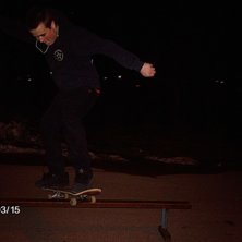 Brrr, f&ouml;rsta &aring;kningen i vintras :) Boardslide. . Foto: Random. &Aring;kare: Anders Gr&auml;nnsj&ouml;.