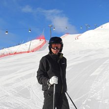 Nyss nerkommen efter att ha k&ouml;rt j&auml;rnet i st&ouml;rt. Foto: Lennart Schr&ouml;der. &Aring;kare: Alvin Schr&ouml;der.