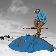 om mitt ena ben skulle g&aring; av skulle jag k&ouml;ra s&aring;. Foto: kalle. &Aring;kare: maxi the taxi.