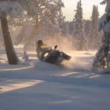 some sledding in the deep powder. Foto: patrik dahlsten. &Aring;kare: hemming nilsson.