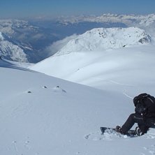 P&aring; v&auml;g upp till col de lac noir ins&aring;g vi hur sj. Foto: Gustaf Borgudd. &Aring;kare: Mikael Johansson.
