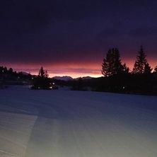 1.februar
Flotte farger p&aring; himmelen idag ogs&aring; og.
