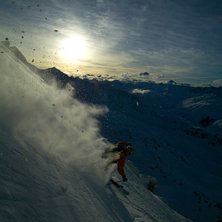 Sista &aring;ket i Andermatt en trevlig dag. . Foto: Sebastian Percival. &Aring;kare: Daniel Anger.
