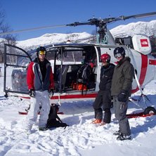 Heliski med grymma f&ouml;ruts&auml;ttningar pudersn&ouml; och. Foto: Daniel Svensson. &Aring;kare: Micke Roos,Micke &Aring; + en Pitebo.