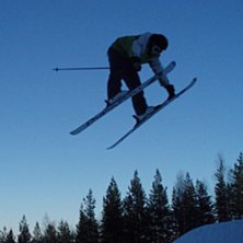 v&auml;nder om lastbilen trehundrasextio grader med en. Foto: viktor pettersson. &Aring;kare: Erik Andersson.