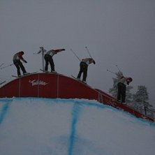 bildserie p&aring; rainbow railet. helt v&auml;del&ouml;s kvali. Foto: christofer svensson. &Aring;kare: jonas lindgren.