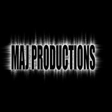 Foto: photoshop. &Aring;kare: majproductions.