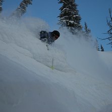 Sk&ouml;n sn&ouml; i Fernie. Foto: Andreas Rindesk&auml;r. &Aring;kare: Jonas Andersson.