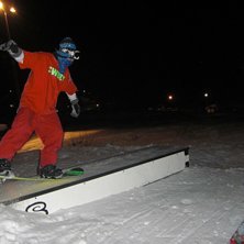 En Nose Press. Foto: Emil Alamaa. &Aring;kare: Andr&eacute; Douhan.