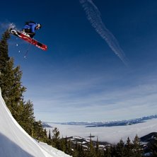 Foto: Johan Svensk. &Aring;kare: Andreas Ojam&auml;e.