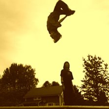 Studsmatta :D. Foto: Gustaf B. &Aring;kare: Martin M.