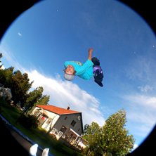 Bizznez tog en riktigt fet pic p&aring; mig p&aring; midsomm. Foto: Bizznez Production!. &Aring;kare: Loertiger!!(jag).