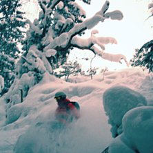 Efter de senaste dagarnas sjuka sn&ouml;ande s&aring; tog j. Foto: Thommy Sundstr&ouml;m. &Aring;kare: Jesper Sundstr&ouml;m.