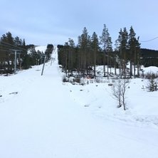 Gode forhold for alpint
Det er fine forhold i bakk.