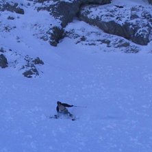 SKIDAN LOSSNAR I H&Ouml;G FART I KLIMPIG SKARE . Foto: Kristian M&auml;ki. &Aring;kare: Johan Str&ouml;m.