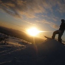 En kv&auml;ll p&aring; toppen i Vemdalen efter att liftarna. Foto: Sanna Wikberg. &Aring;kare: Hanna Sigland.