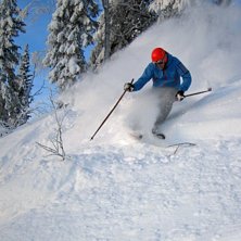 K&aring;bban ett litet berg med fin skid&aring;kning !. Foto: Stefan Vikberg. &Aring;kare: Fredrik Nordsvahn.