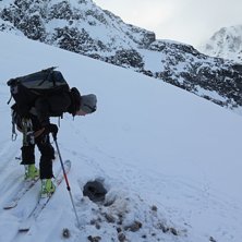 Nedanf&ouml;r kammen p&aring; passet Kebnepakteglaci&auml;ren/I. Foto: tryggve tir&eacute;n.