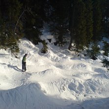 Pontus en bit ner i Ravinen.. Foto: Tobias Lindberg. &Aring;kare: Pontus Dahn.