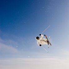 Niclas k&ouml;r en bio 720.... Foto: Max Gustafsson. &Aring;kare: Niclas Siverman.