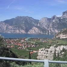 Vy &ouml;ver norra delen av Gardasj&ouml;n.
. Foto: Jon Noorlander.