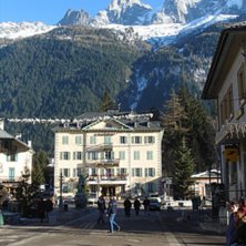 Foto: Bj&ouml;rn Swed&eacute;rus. &Aring;kare: Casinot.