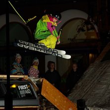 En 180 fr&aring;n &amp;quot;bilkicken&amp;quot; p&aring; ini. Foto: Bj&ouml;rn Rosengren. &Aring;kare: Joakim Croy.