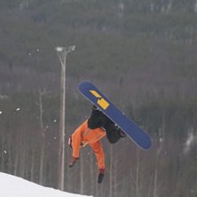 Snart g&ouml;r det ont!. Foto: Julius Aspman. &Aring;kare: Dennis Asplund.